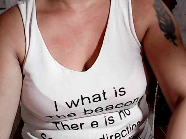 hotmama38 webcam