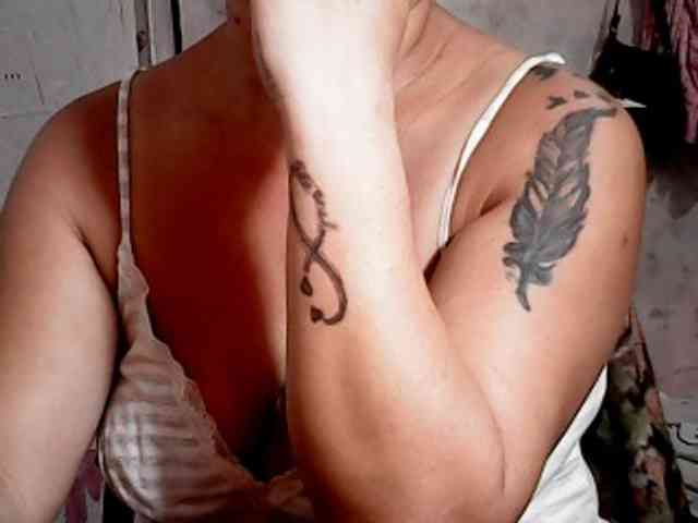lovelylovelybabexx lovelylovelybabexx