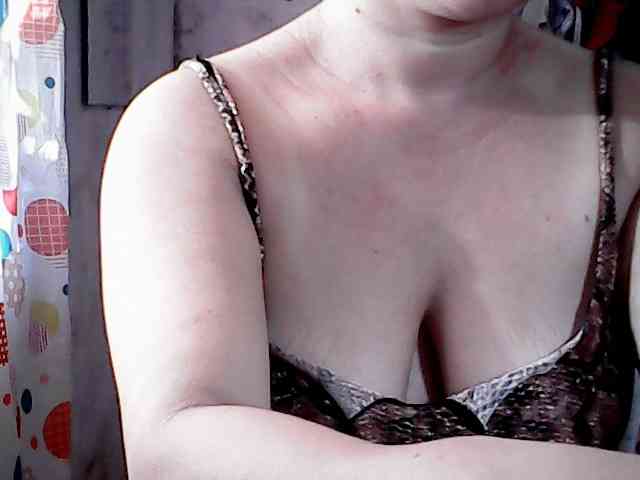 hotmama38 webcam