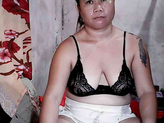 hotmama38 webcam