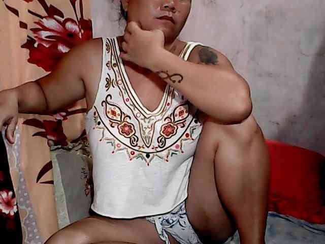 hotmama38 webcam
