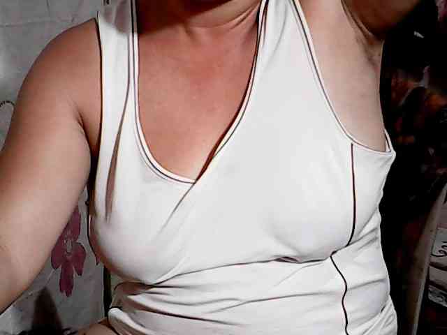 hotmama38 webcam