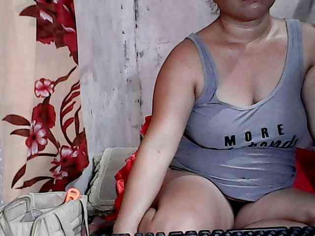 hotmama38 webcam