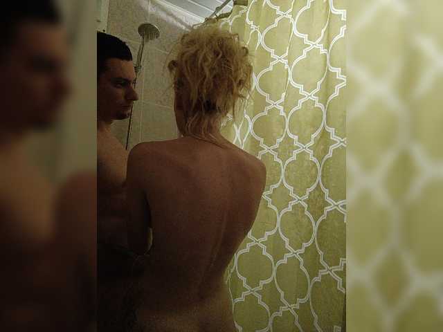 SexyCouple69 live cam on BongaCams