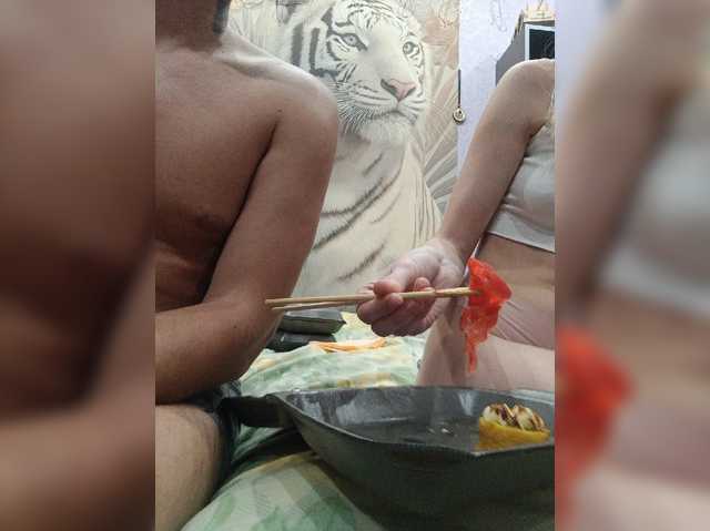 SexyCouple69 in webcam