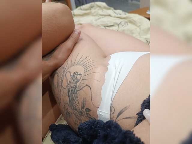 SexyCouple69 live cam on BongaCams