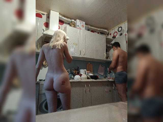 SexyCouple69