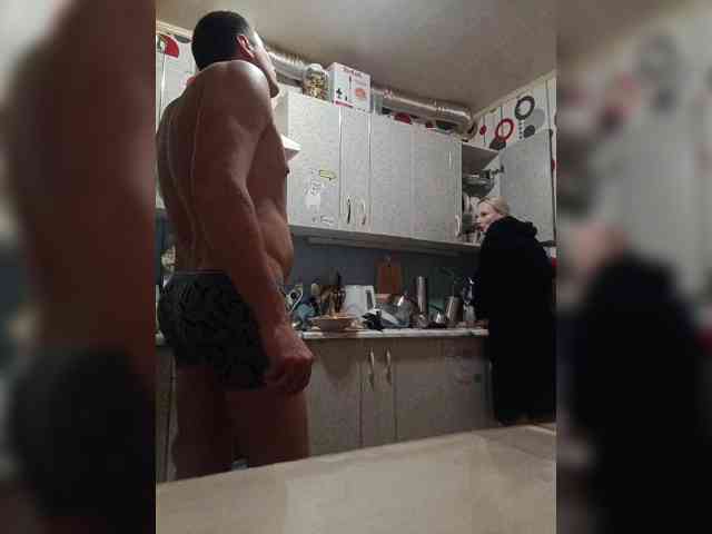 SexyCouple69