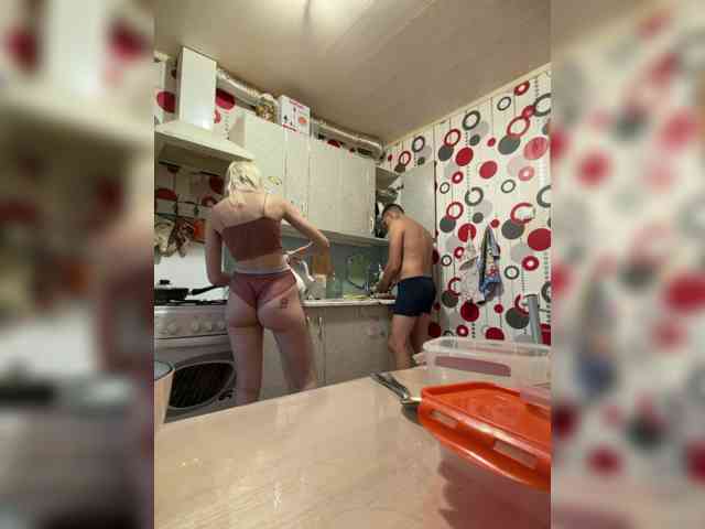 SexyCouple69