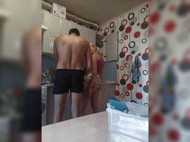 Sexycouple69's cam show statistics and live stream