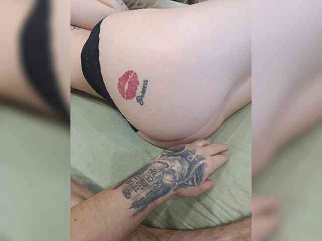 SexyCouple69