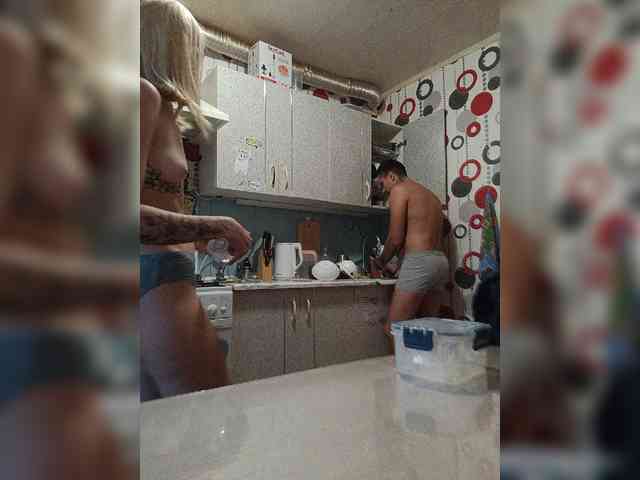 SexyCouple69 webcam