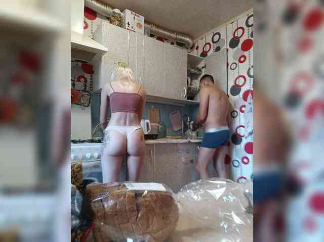 SexyCouple69