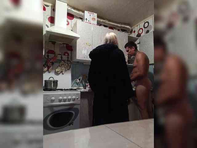Sexycouple69's cam show statistics and live stream