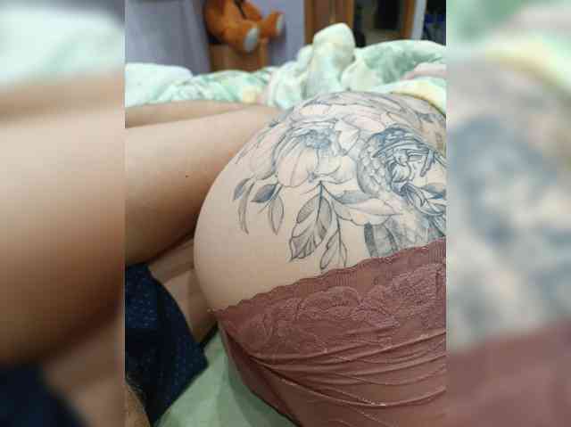 SexyCouple69