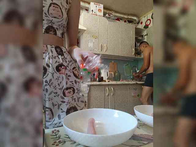 SexyCouple69 webcam