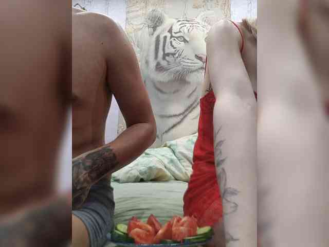 SexyCouple69