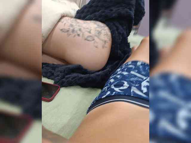 Sexycouple69's cam show statistics and live stream