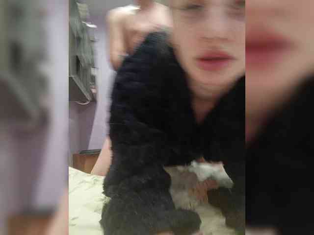 SexyCouple69