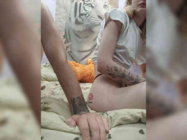 SexyCouple69 webcam