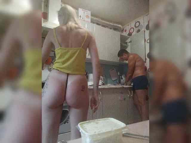 SexyCouple69