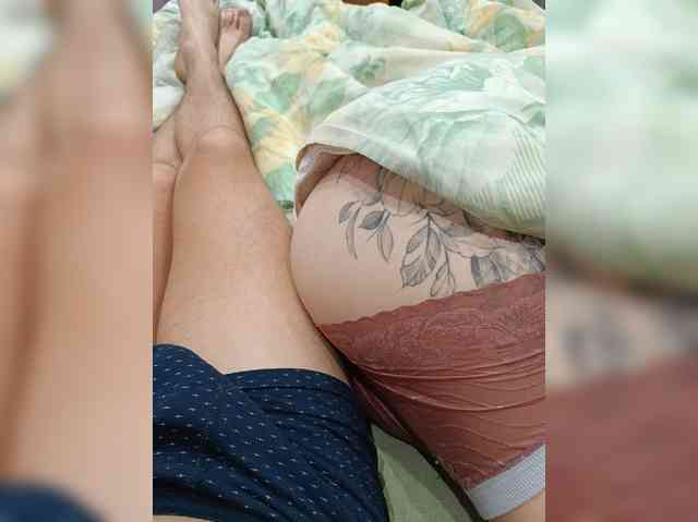 SexyCouple69
