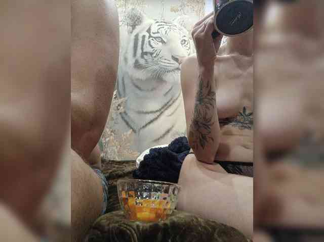 SexyCouple69