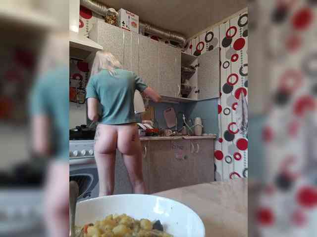 SexyCouple69