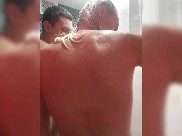 SexyCouple69