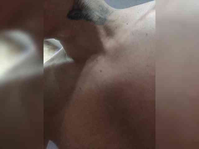 SexyCouple69 webcam