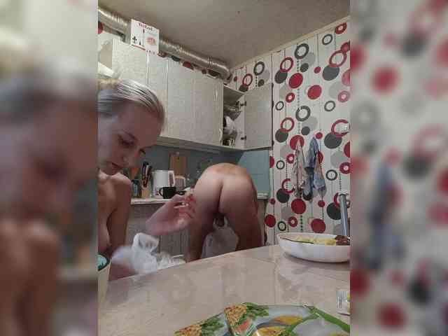 SexyCouple69