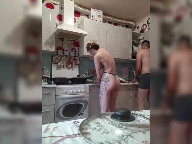 SexyCouple69