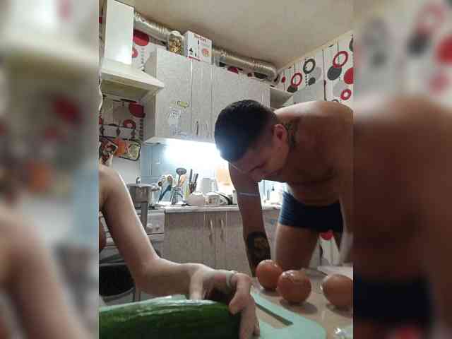 SexyCouple69