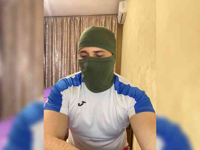 Andrey1223-1 Live Webcam on BongaCams