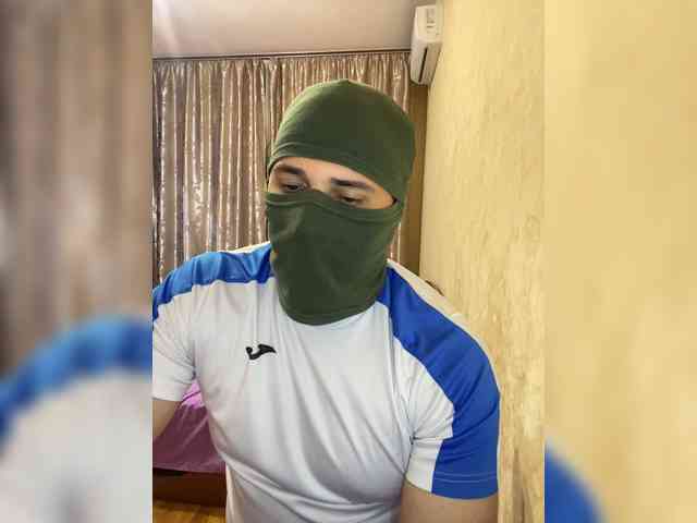 Andrey1223-1 Live Webcam on BongaCams