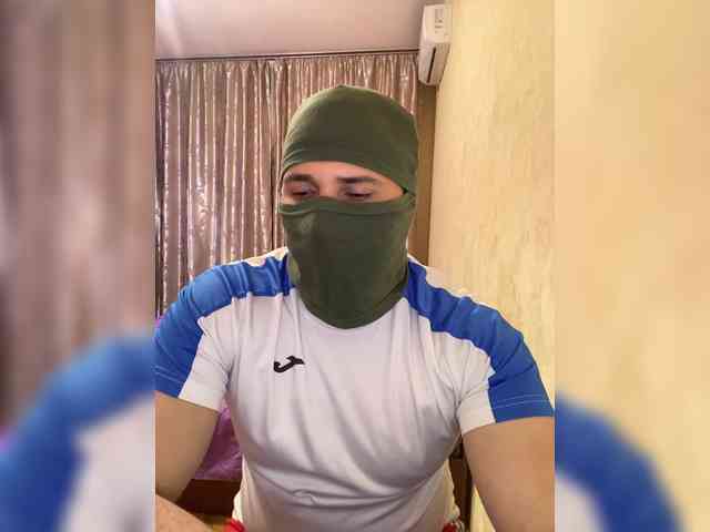 Andrey1223-1 Live Webcam on BongaCams