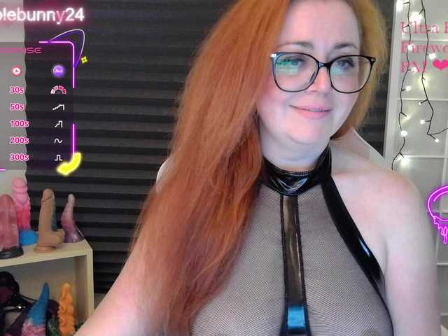  NicoleBunny24 chat room