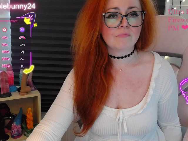  NicoleBunny24 chat room