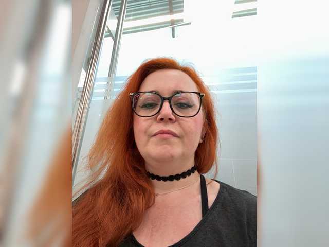 NicoleBunny24 live cam