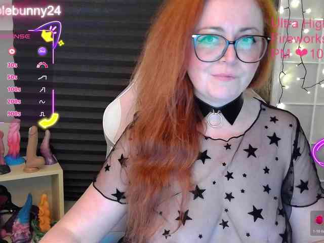 NicoleBunny24 webcam