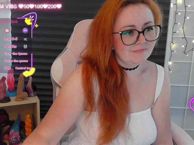 NicoleBunny24 webcam
