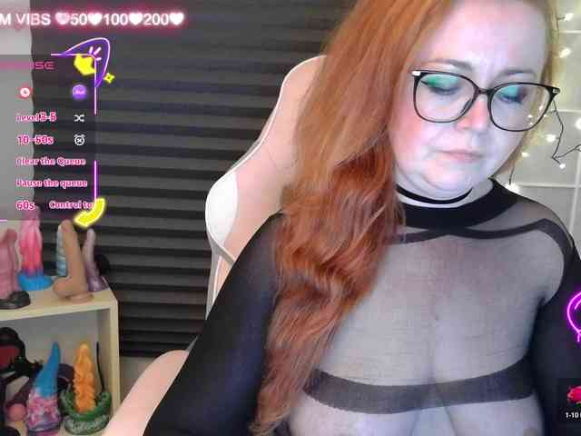 NicoleBunny24 webcam