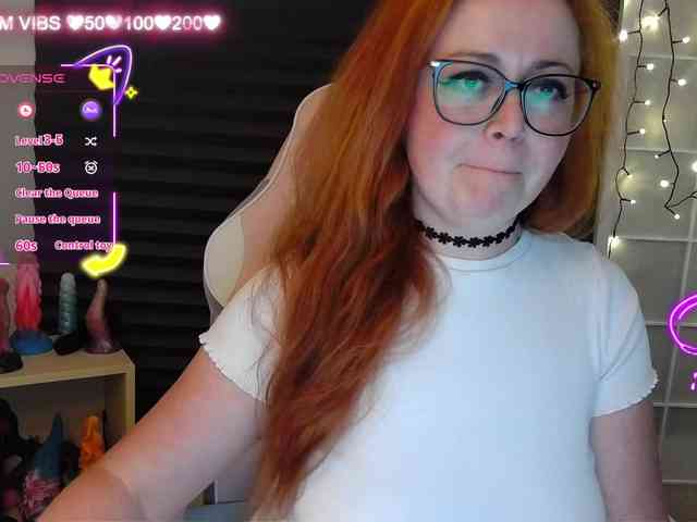 NicoleBunny24 webcam