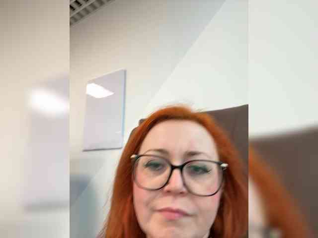 NicoleBunny24 webcam