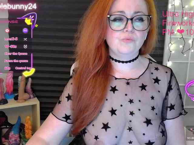 NicoleBunny24 webcam