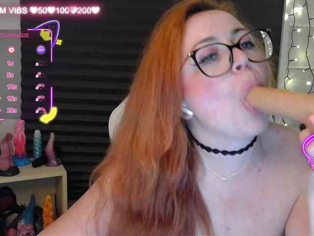 NicoleBunny24 webcam