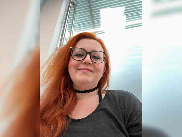 NicoleBunny24 webcam