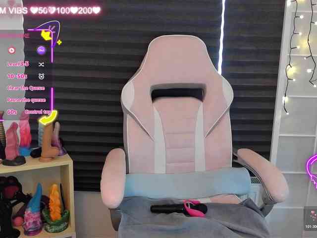NicoleBunny24