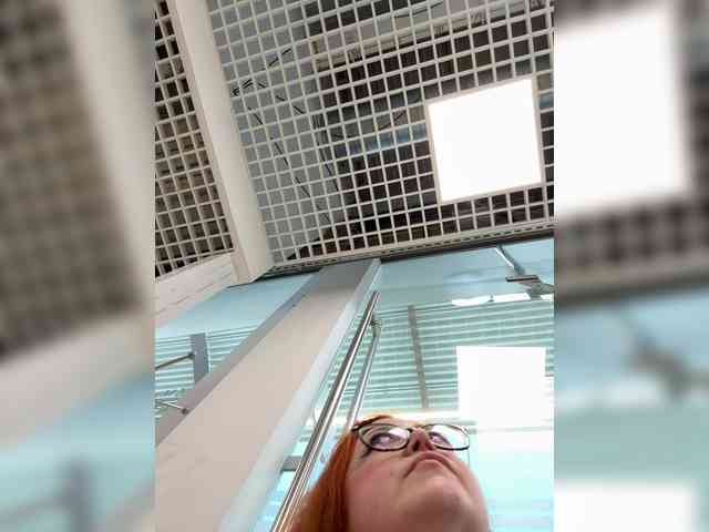 NicoleBunny24 webcam