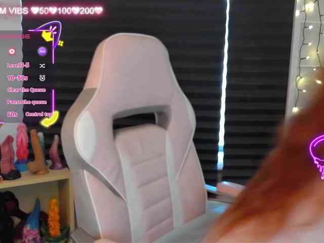 NicoleBunny24 webcam
